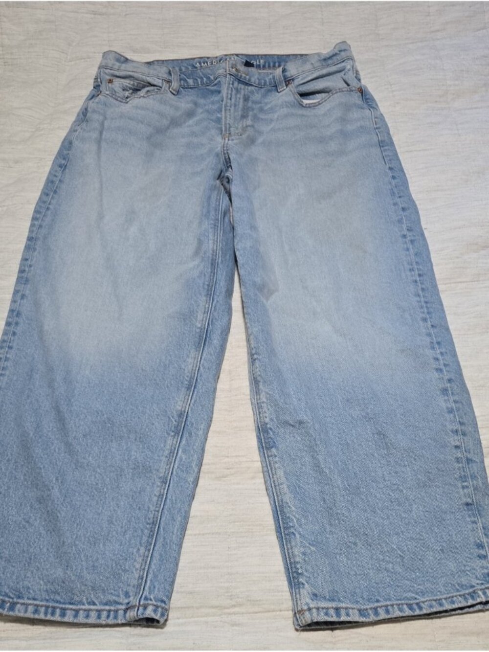 American Eagle Outfitters Light Blue High-Rise Barrel Jeans
